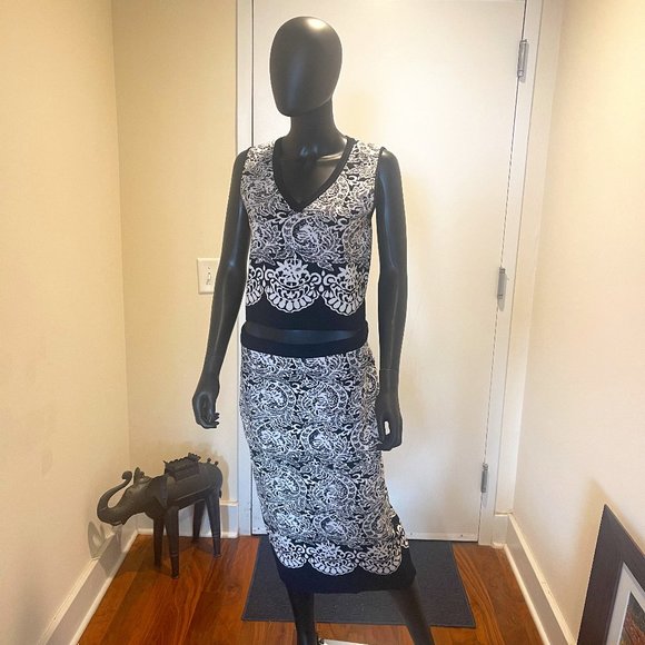 Collette's Closet | Sexy Black & White Sweater Set (Never Worn!) - Picture 1 of 9